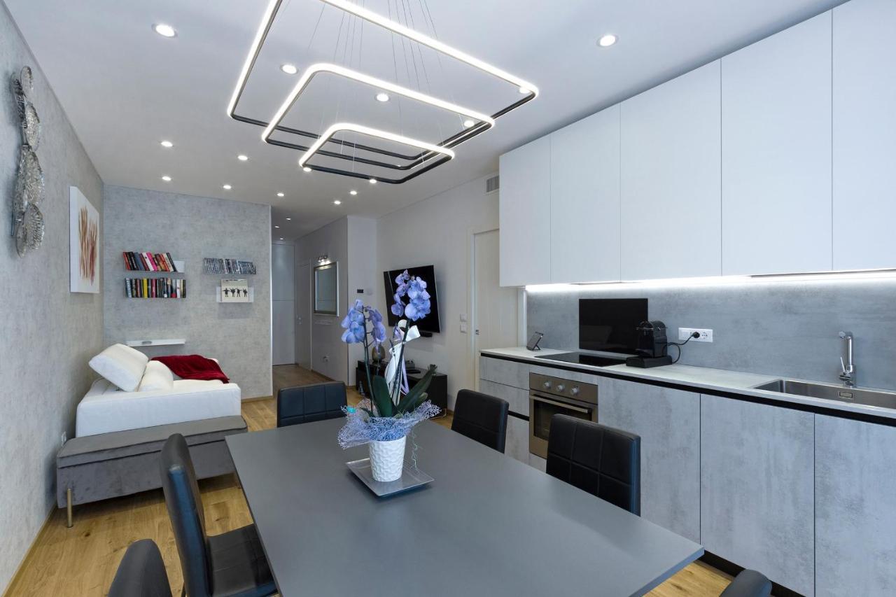 Crima Mare Luxury Apartment Misano Adriatico Bagian luar foto
