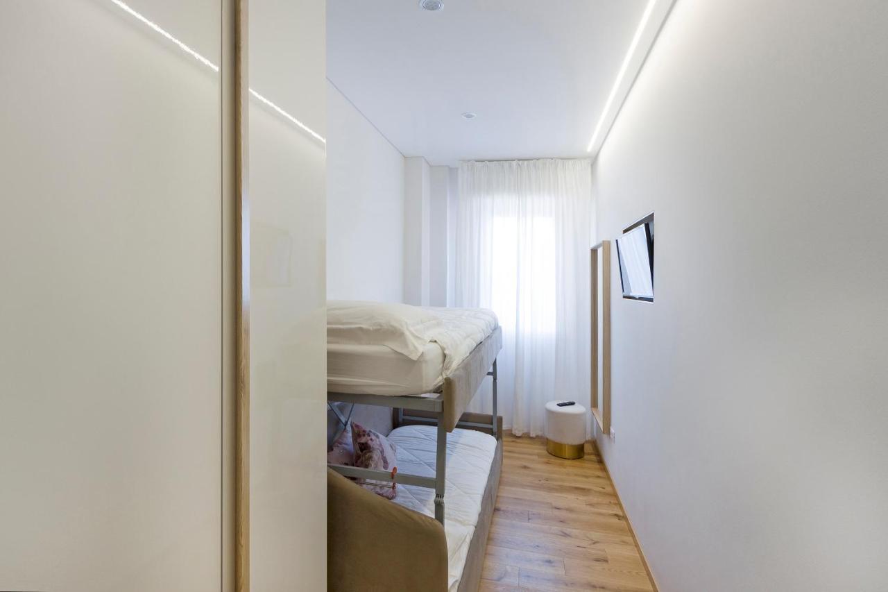 Crima Mare Luxury Apartment Misano Adriatico Bagian luar foto