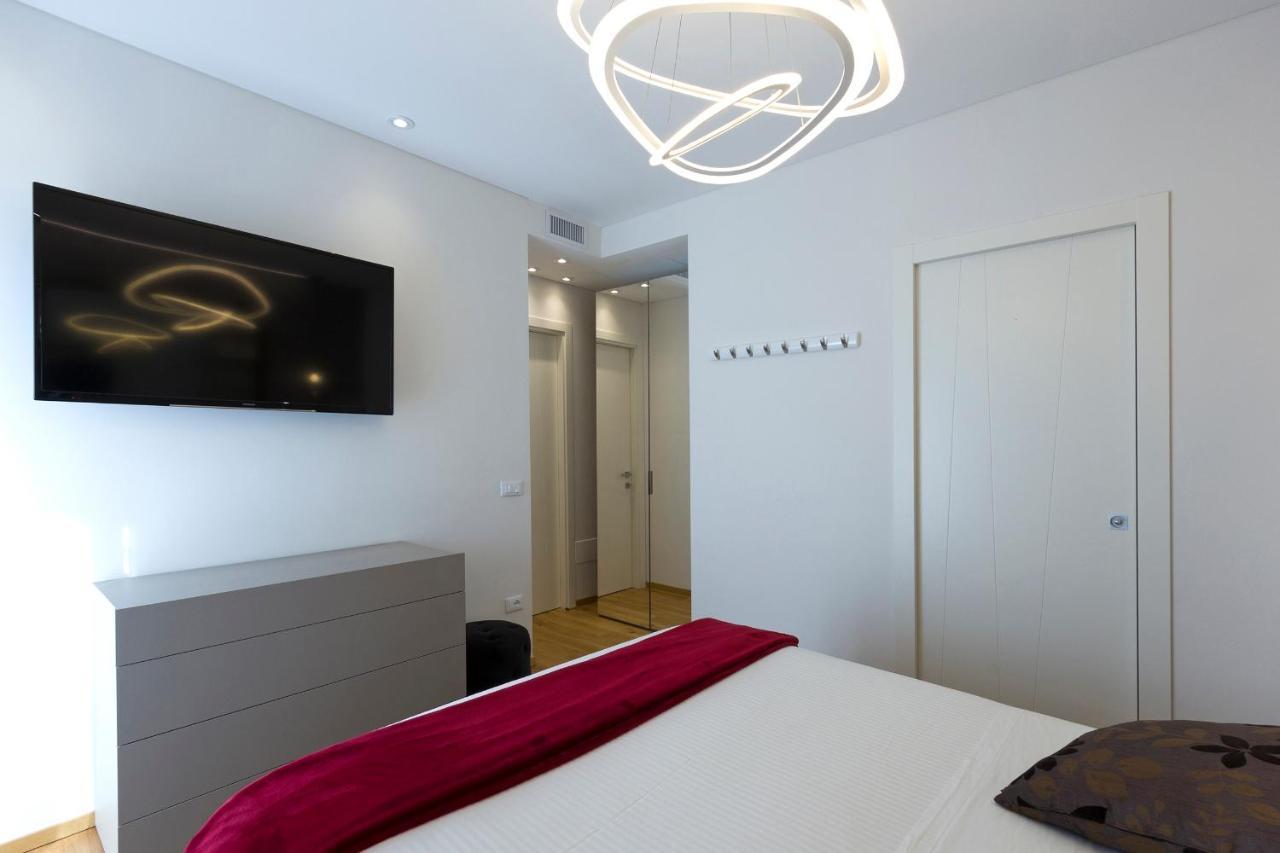 Crima Mare Luxury Apartment Misano Adriatico Bagian luar foto